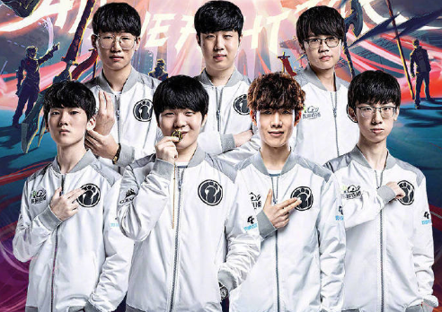 还是在场上 还是在场上