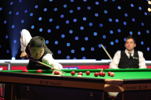 官方：赫拉芬贝赫因伤退出荷兰队大名单，无缘出战西班牙.